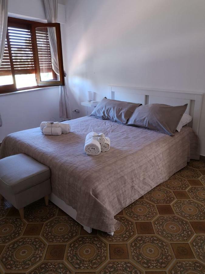 Residenza Don Camillo Villa Mondello Bagian luar foto