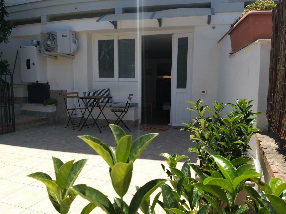 Residenza Don Camillo Villa Mondello Bagian luar foto