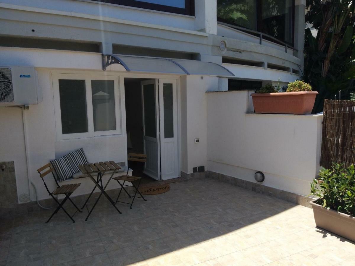 Residenza Don Camillo Villa Mondello Bagian luar foto